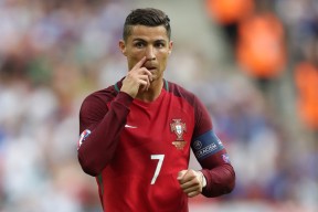 kaiyun登录入口-世界杯预选赛中国足球爆冷 技术复盘引热议，世界杯足球2022预选赛中国