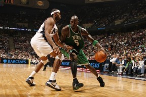 开云官网-后备实力主要来自国内冠军俱乐部 Staouéli FT，冠军后卫