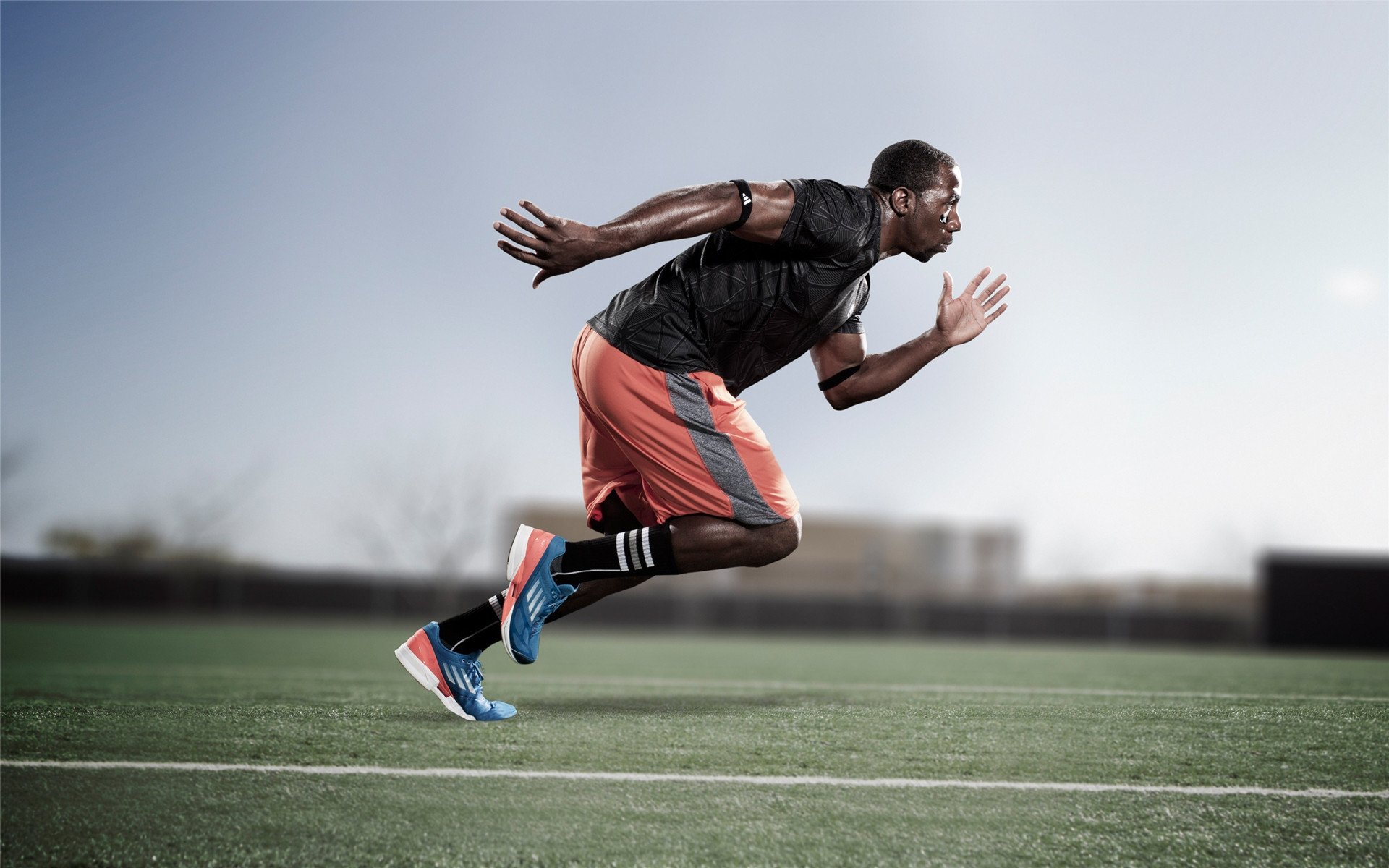 查默斯稳步提升成绩赢得掌声，查默斯港