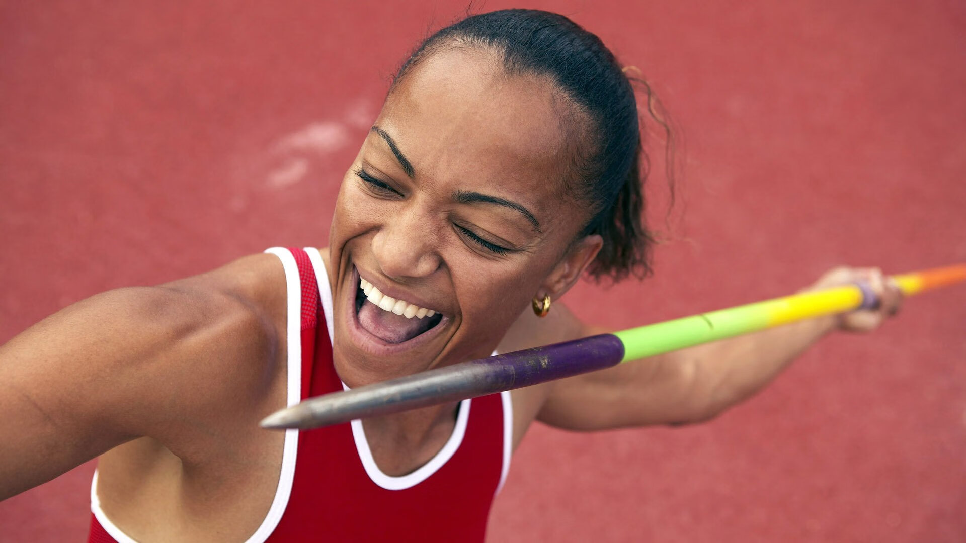 赛事期间媒体中心运作高效支持新闻传播与信息发布，赛事媒体运行六大业务领域